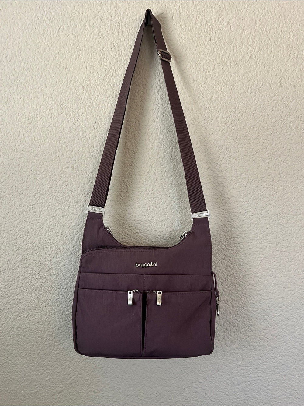 Baggallini Big Zipper Bagg RFID Crossbody Plum Purple + Wristlet